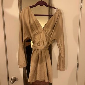 Champagne/gold dress!